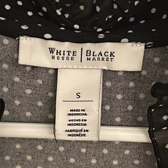 White House Black Market ruffle front V-neck black-& white polkadot top, size S - Picture 3 of 6